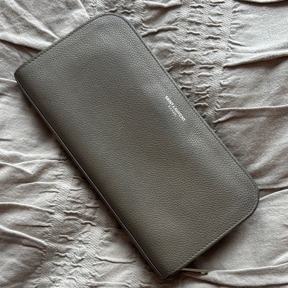Saint Laurent Handbags - Saint Laurent Gray Pebbled Leather wallet